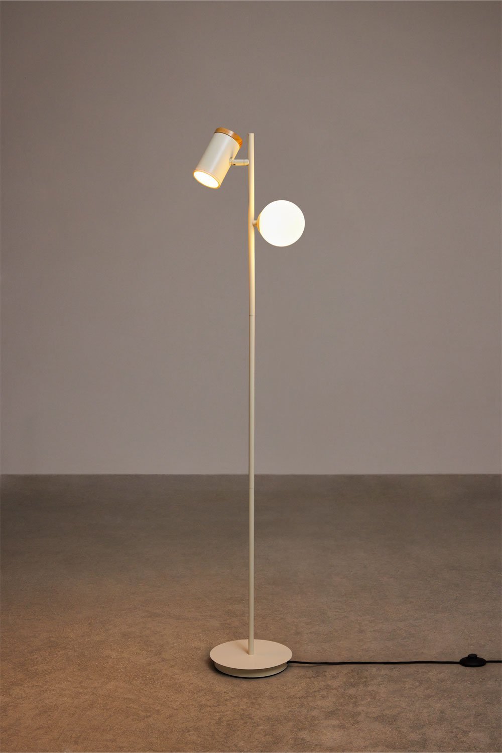 Staande leeslamp met 2 lichtpunten van ijzer Amaranto, galerij beeld 3