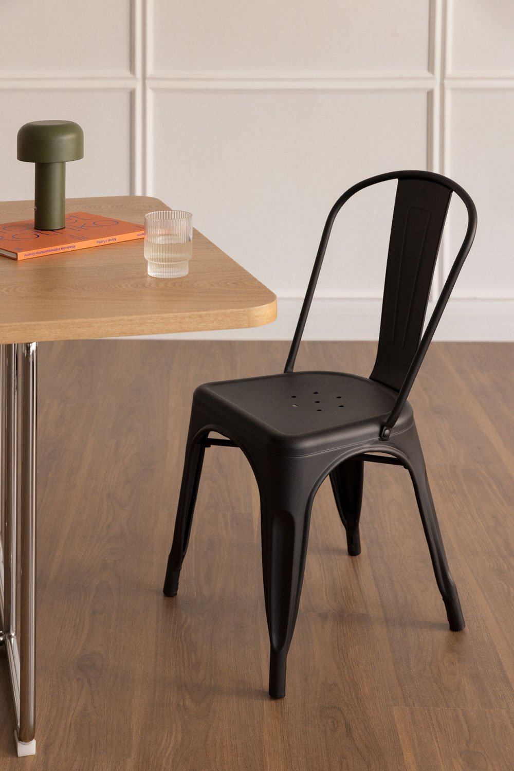 Set van 2 matte stapelbare eetkamerstoelen Lix, galerij beeld 1