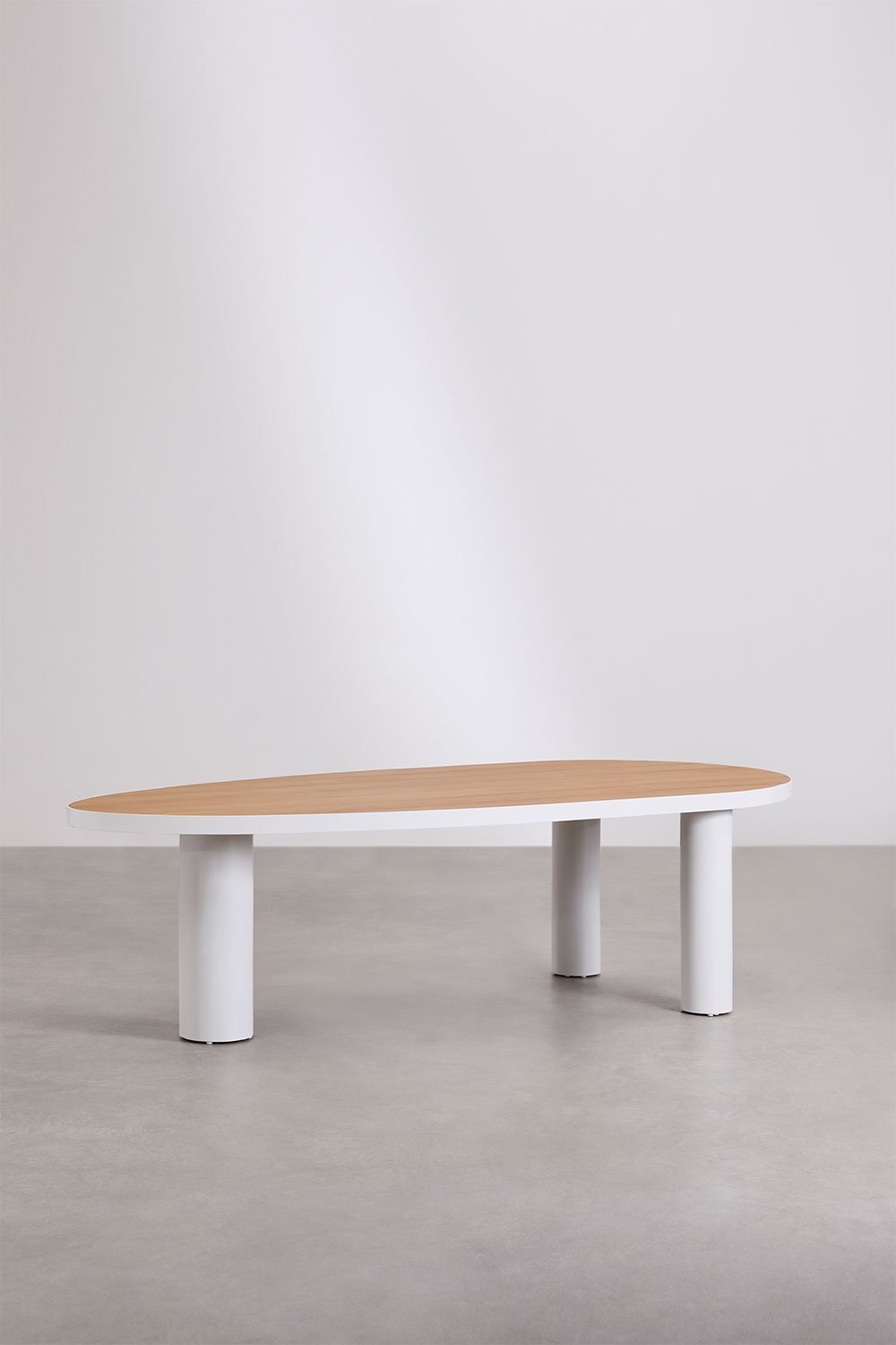 Ovale tuintafel 260x108 cm in aluminium en Taneli teakhout, galerij beeld 2