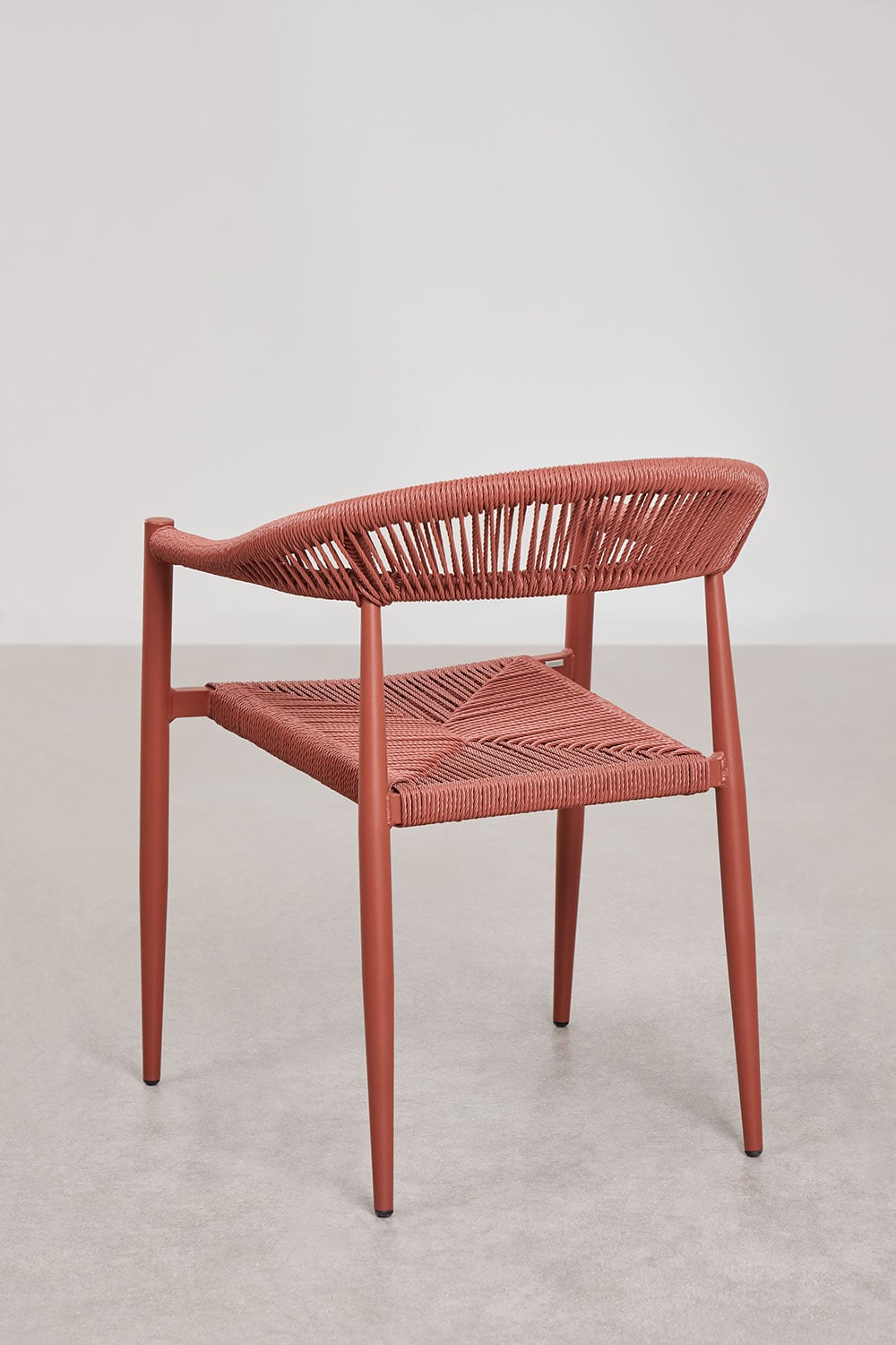 Set van 2 stapelbare eetkamerstoelen met armleuningen in aluminium en synthetisch rotan Amatria , galerij beeld 4