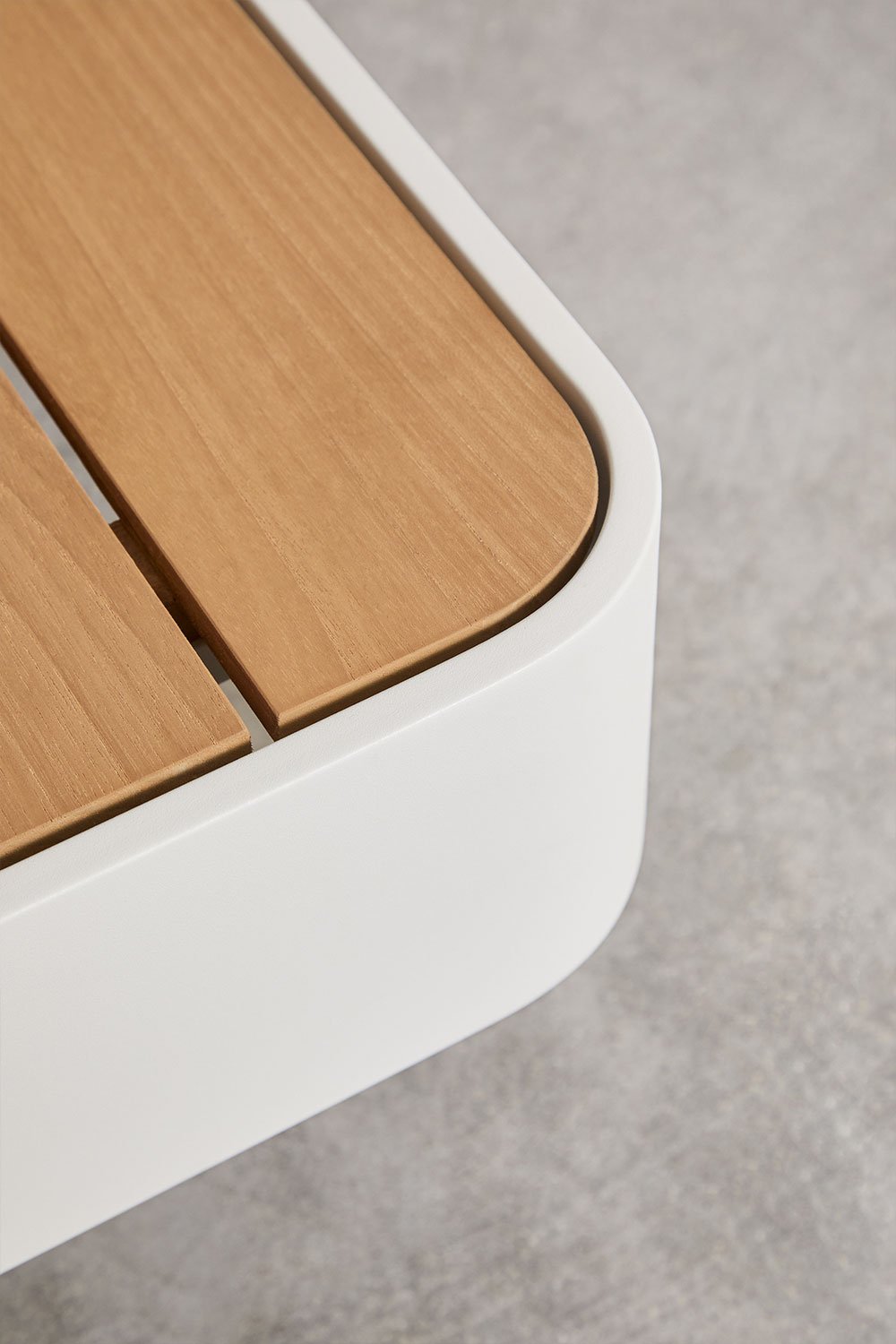 2-zits modulaire tuinbank in aluminium met rechter bijzettafel in Yarilo teakhout, galerij beeld 10