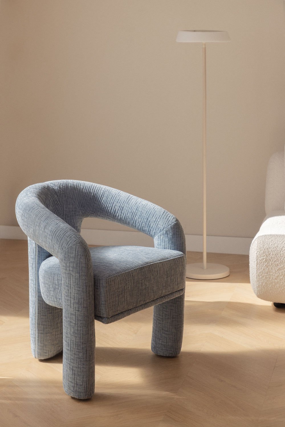 Greca gestoffeerde fauteuil, galerij beeld 1