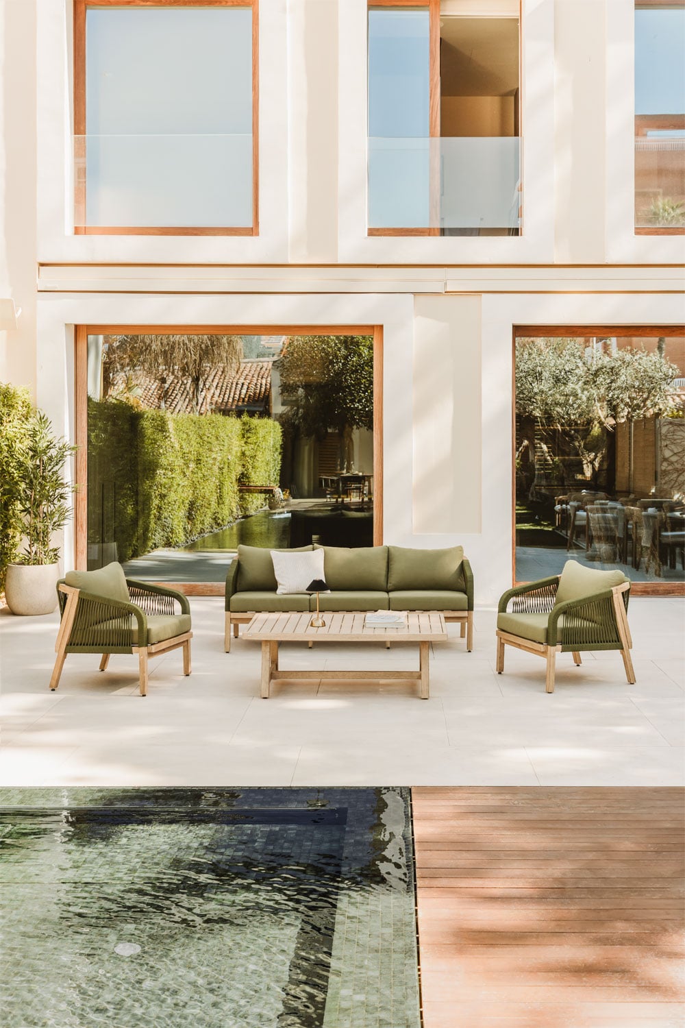 Tuinset met 3-zitsbank, 2 fauteuils en salontafel van acaciahout Dubai, galerij beeld 1