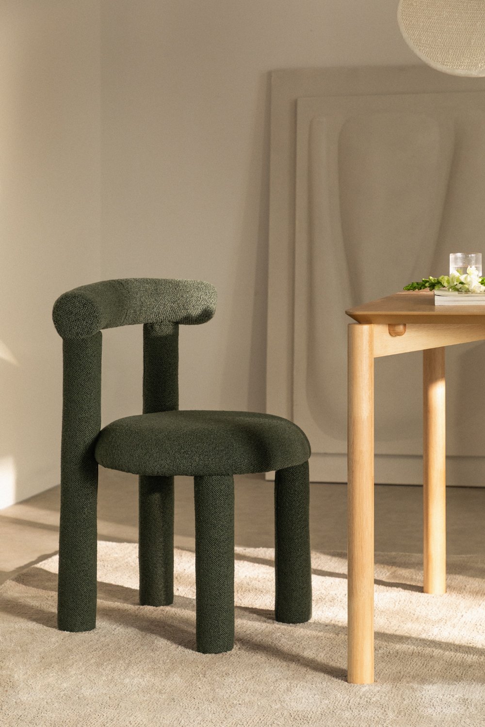 Pack van 4 eetkamerstoelen in bouclé stof Gia, galerij beeld 1