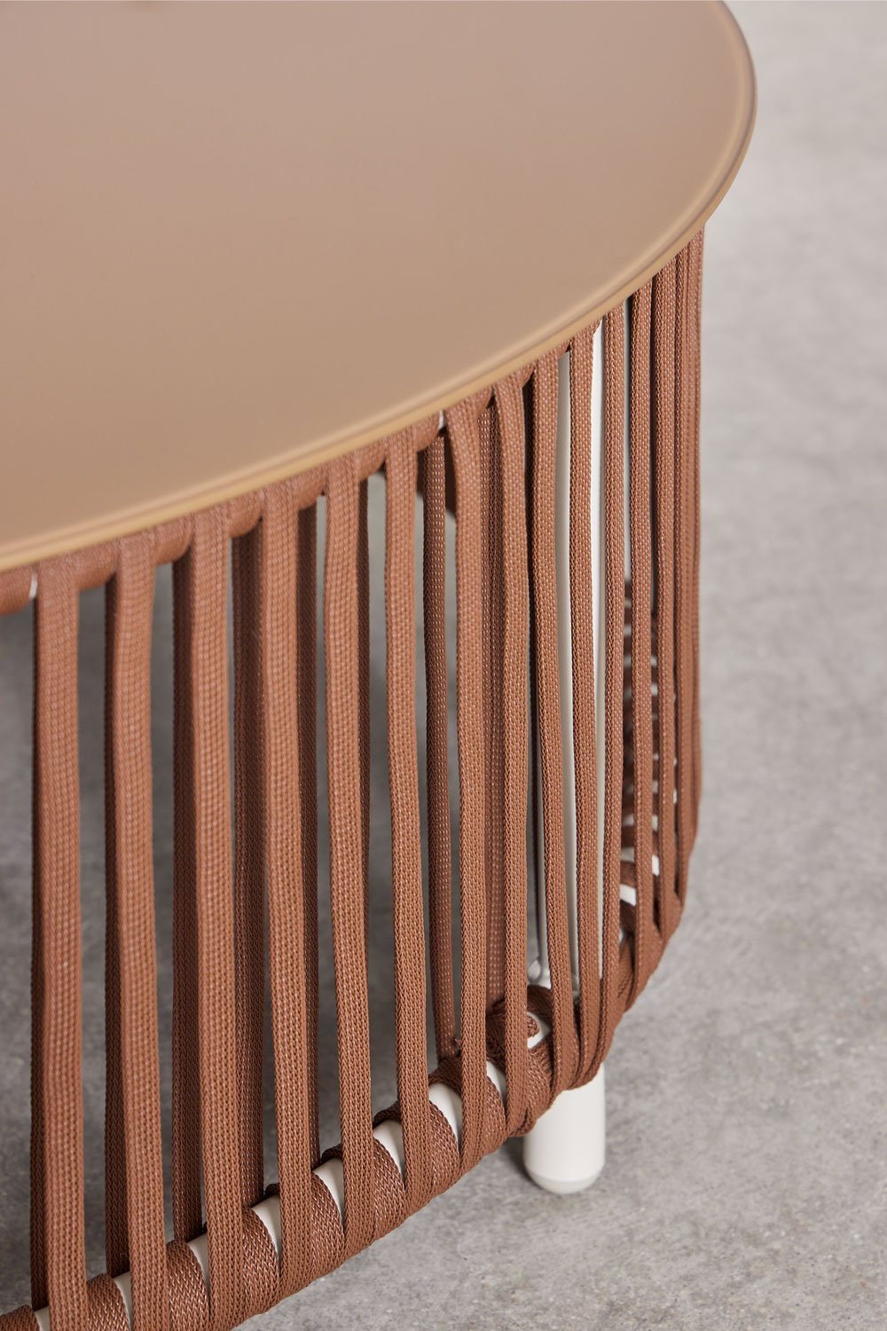 Tuinset met een 2-zitsbank, 2 fauteuils en salontafels van aluminium en Sophie gevlochten touw., galerij beeld 15