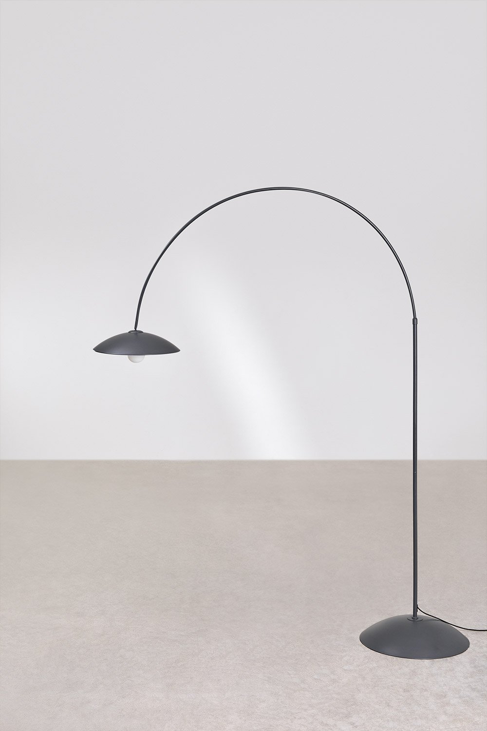 Lomira ijzeren buitenvloerlamp, galerij beeld 4