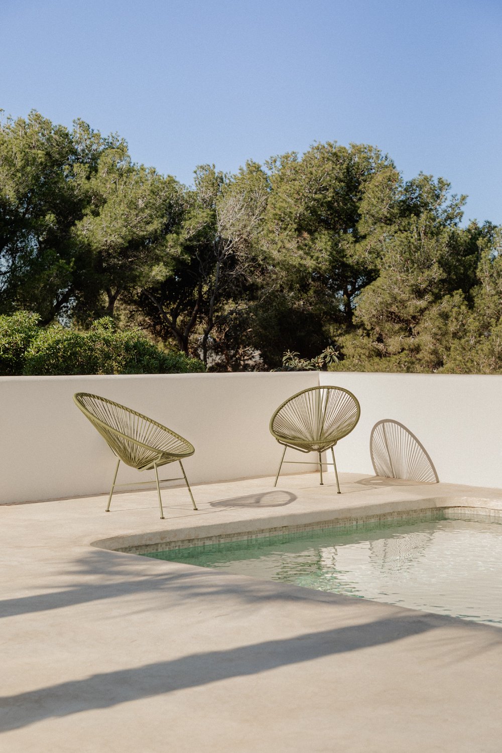 Set van 2 tuinstoelen van staal en synthetisch riet Nieuw Acapulco, galerij beeld 1