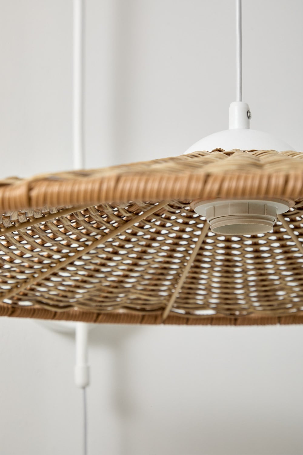 Sopant wandlamp in ijzer en synthetisch rotan, galerij beeld 6