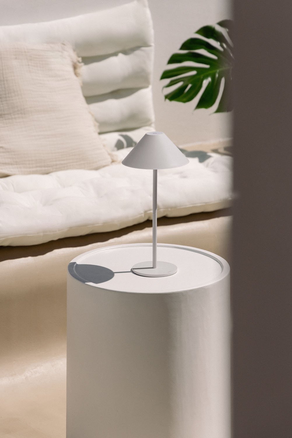 Nebida draadloze LED-tafellamp voor buiten, galerij beeld 1