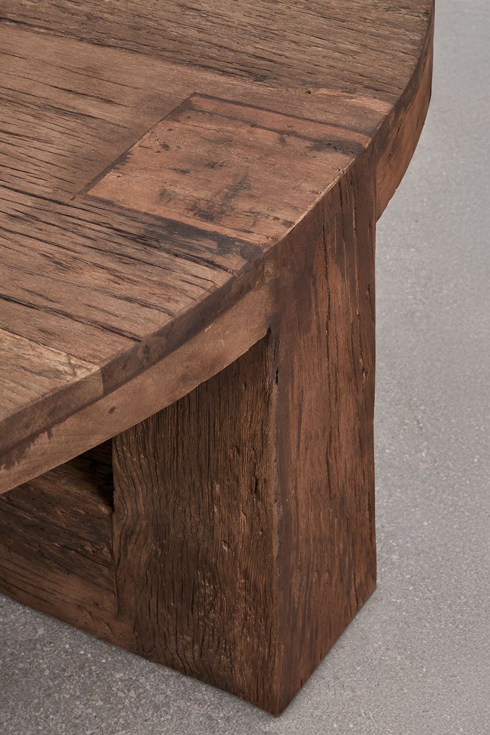 Ronde salontafel Ø120 cm in gerecycled Juvira hout, galerij beeld 5