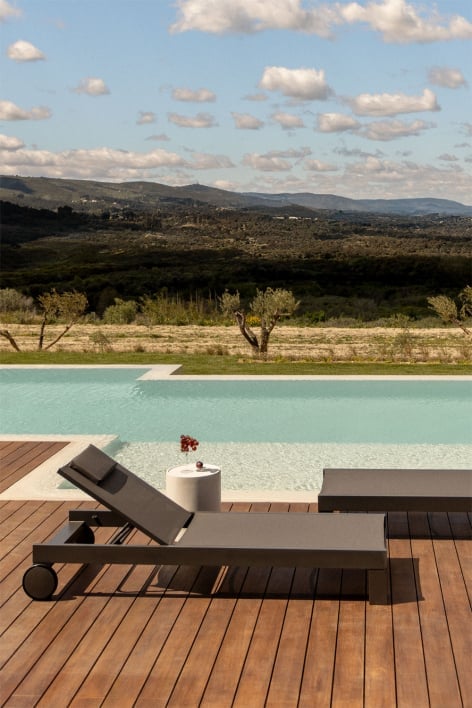 Ligstoel in aluminium met kussen Akelia