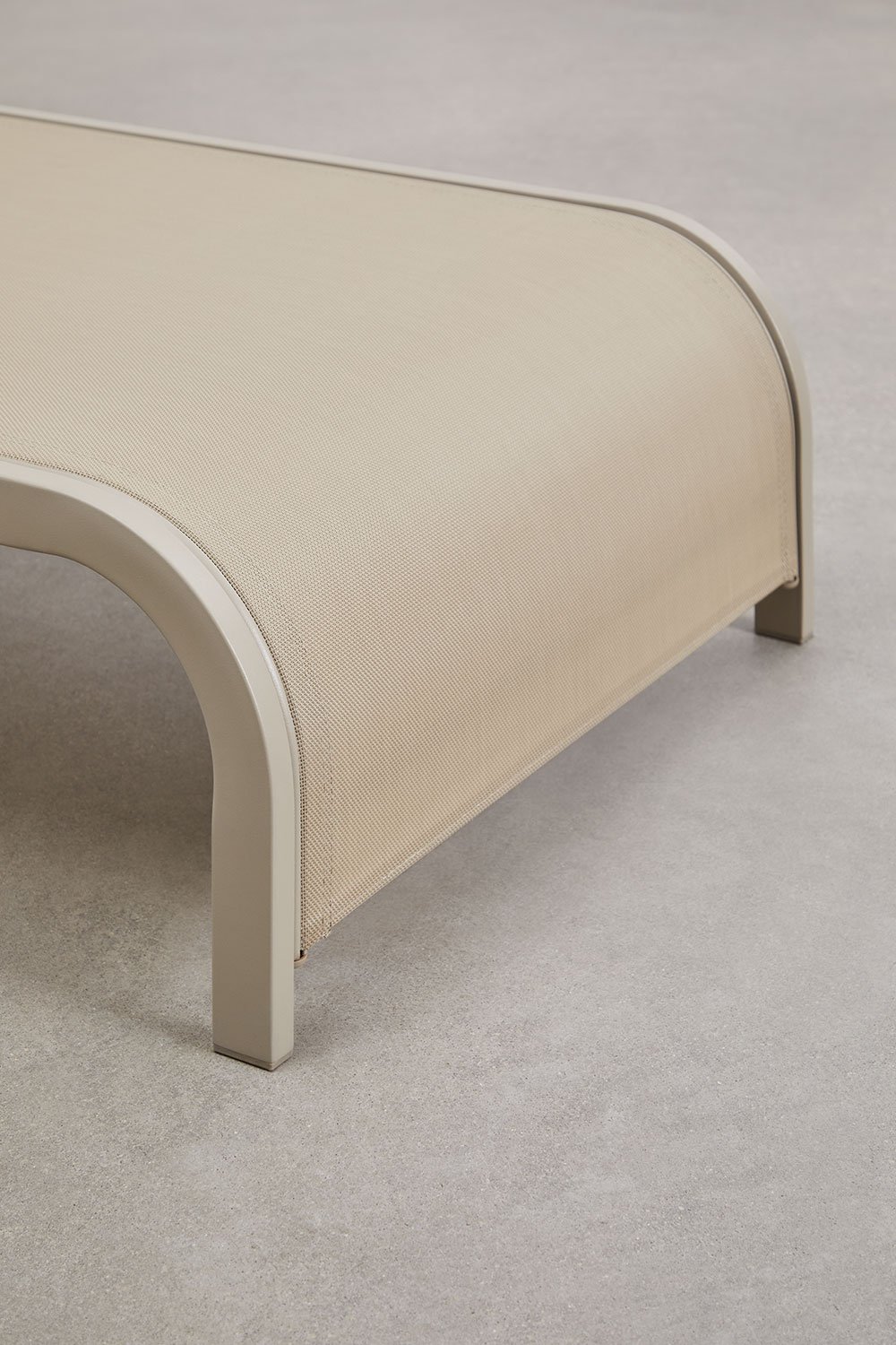 Set van 2 verstelbare ligstoelen en bijzettafel van staal Marietta, galerij beeld 8