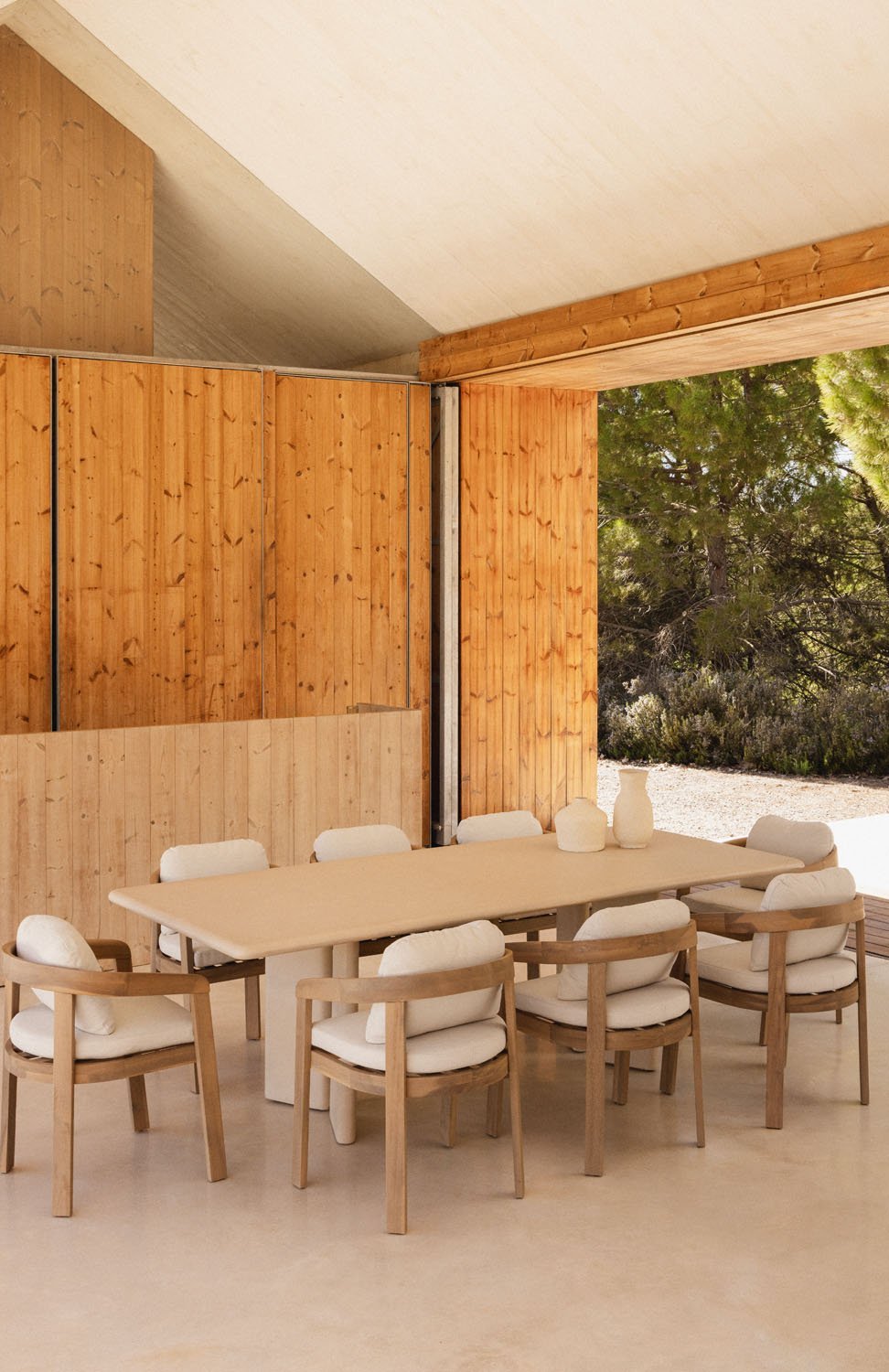 Rechthoekige tafelset 240x100 cm in Chelsea cement en 8 Uleno acaciahouten tuinstoelen, galerij beeld 1