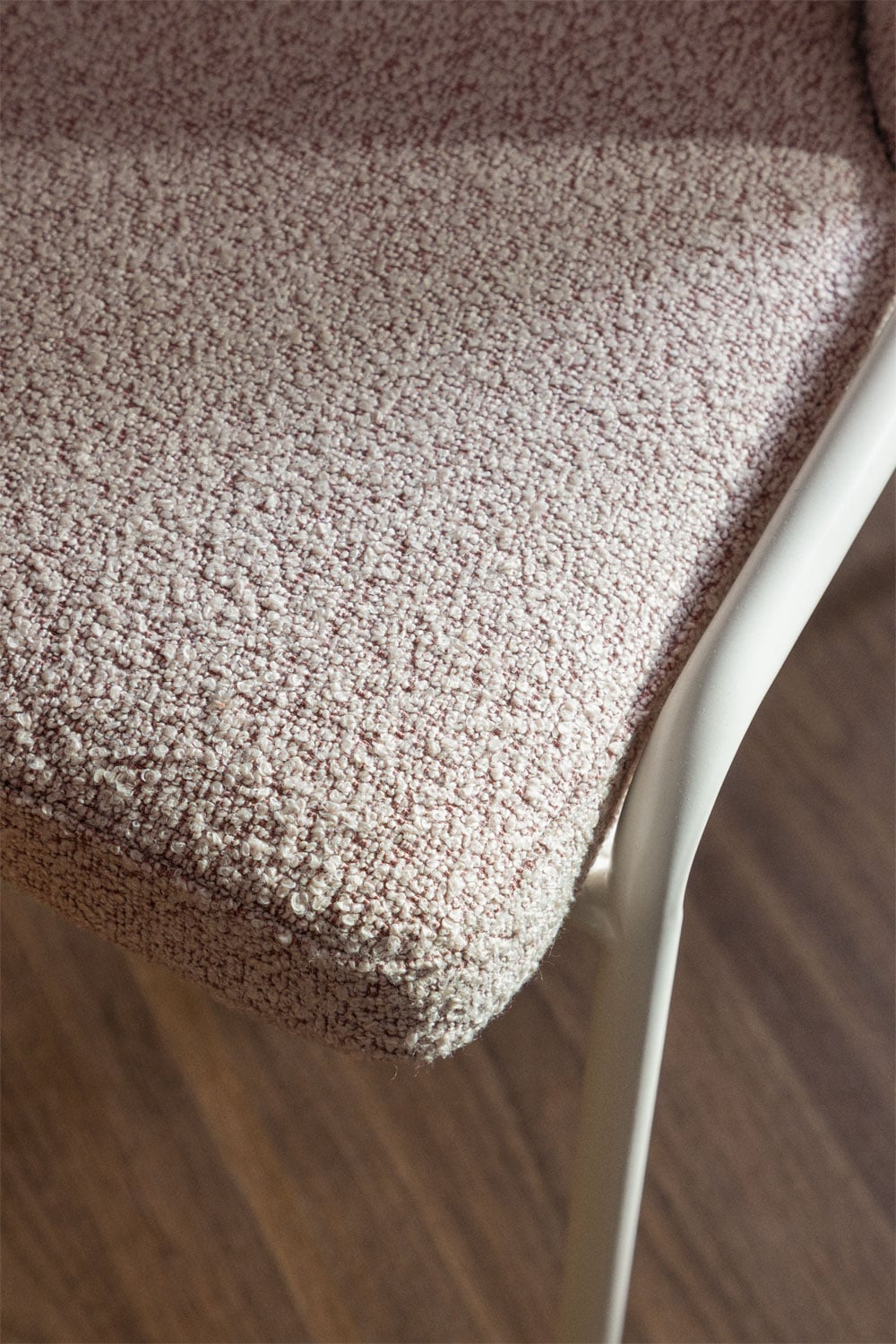 Pak van 2 Grolet gestoffeerde eetkamerstoelen, galerij beeld 2