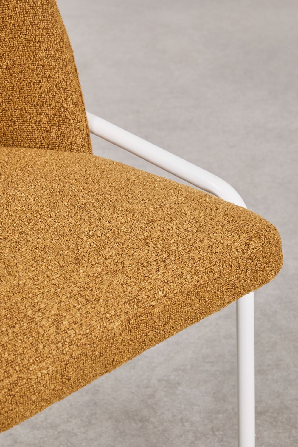 Pak van 2 Grolet gestoffeerde eetkamerstoelen, galerij beeld 7