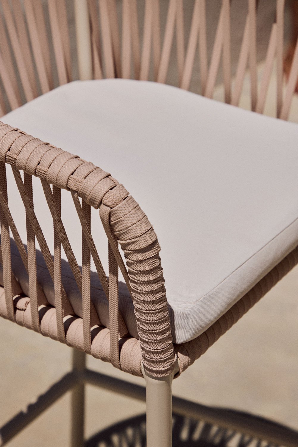 Pakket van 4 Arhiza tuinstoelen, galerij beeld 2