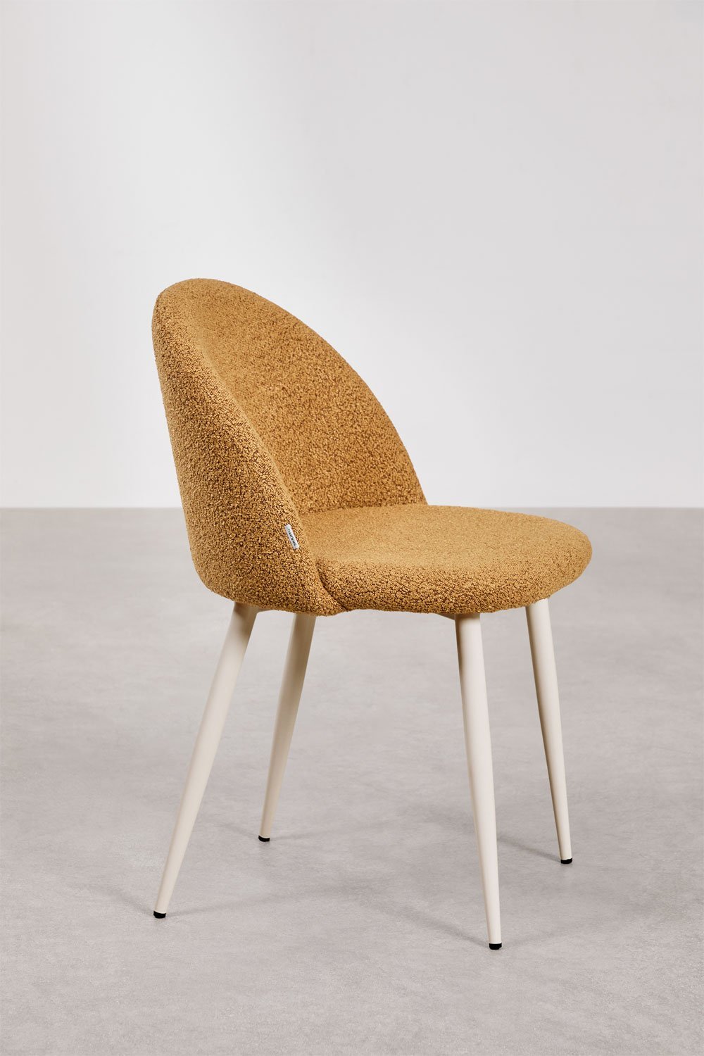 Kana Deluxe eettafel van boucléstof, galerij beeld 4