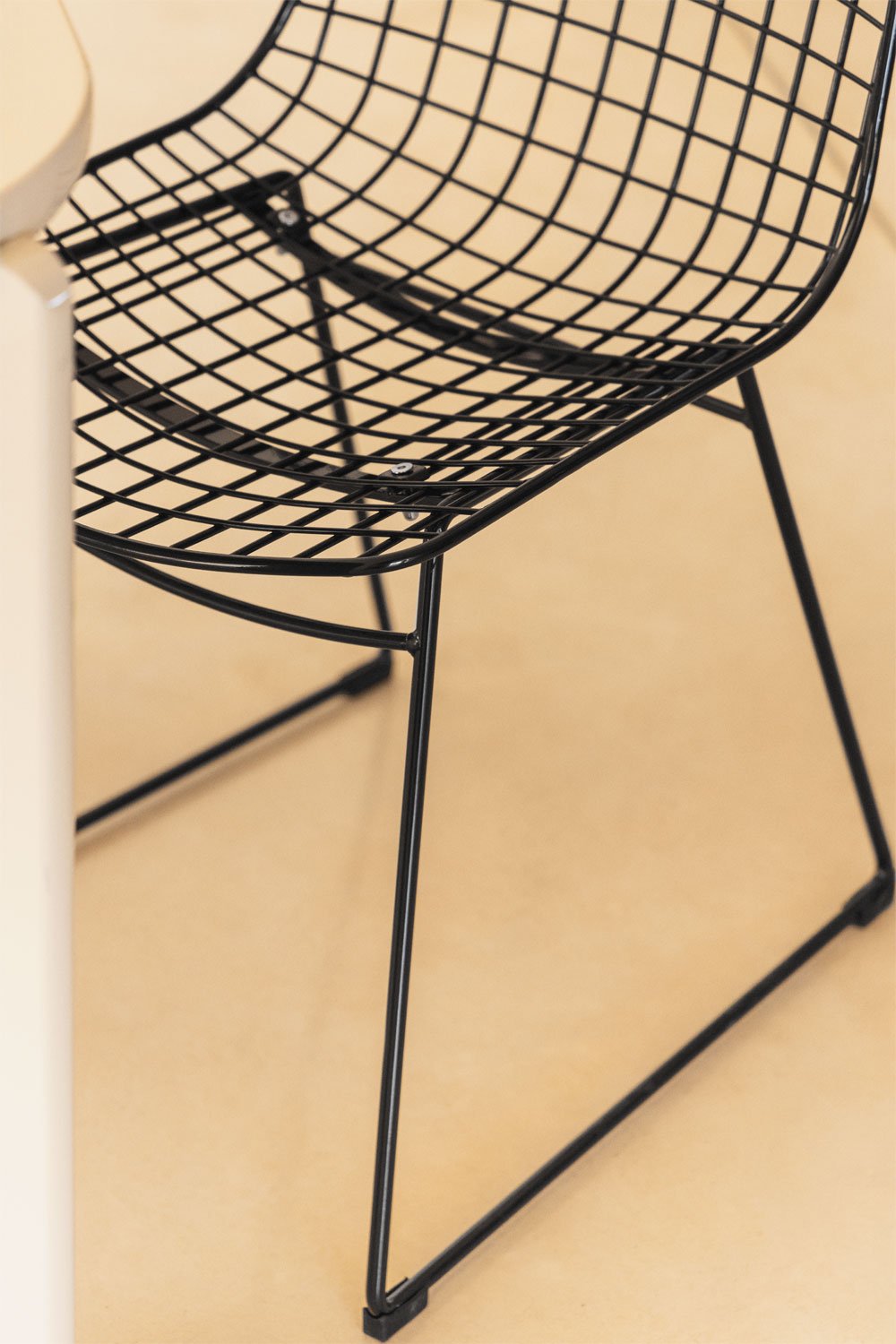 Set van 2 Renee stalen eetkamerstoelen, galerij beeld 2