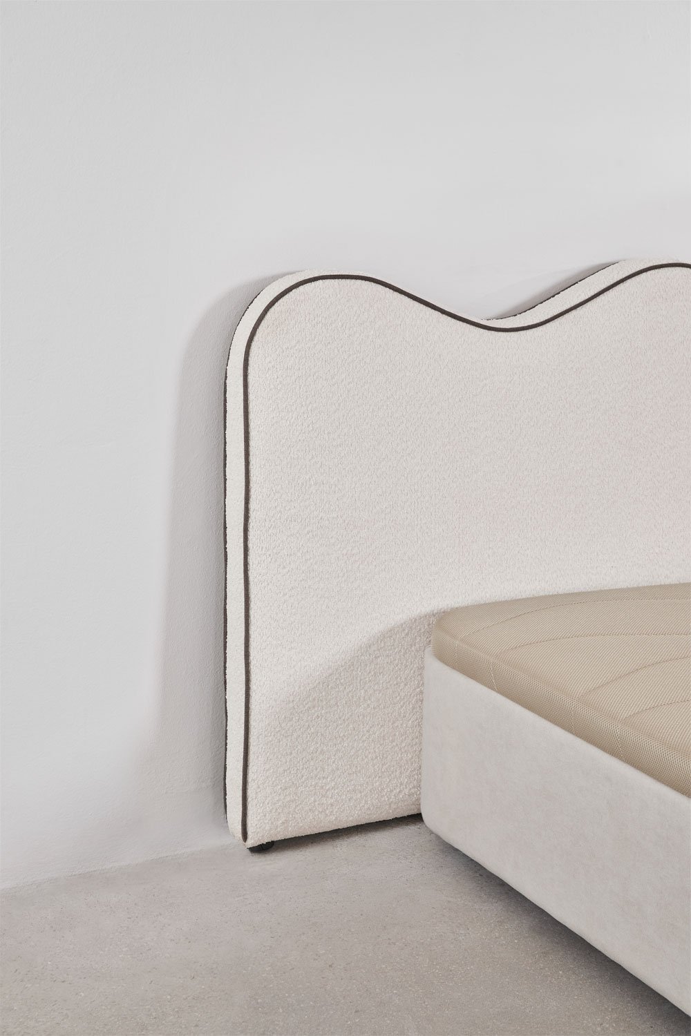 Hoofdbord voor 135cm bed in wit bouclé Elenor, galerij beeld 10