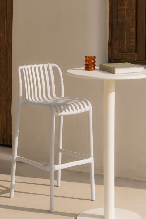 Hoge tuinkruk 65 cm stapelbaar van tapioca beige Wendell