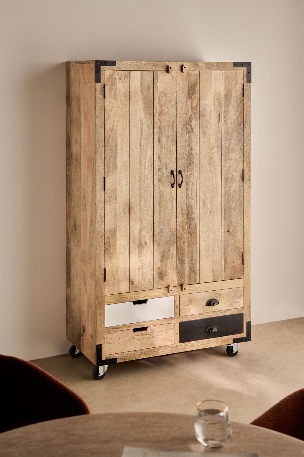 Tombol houten barkast, galerij beeld 1