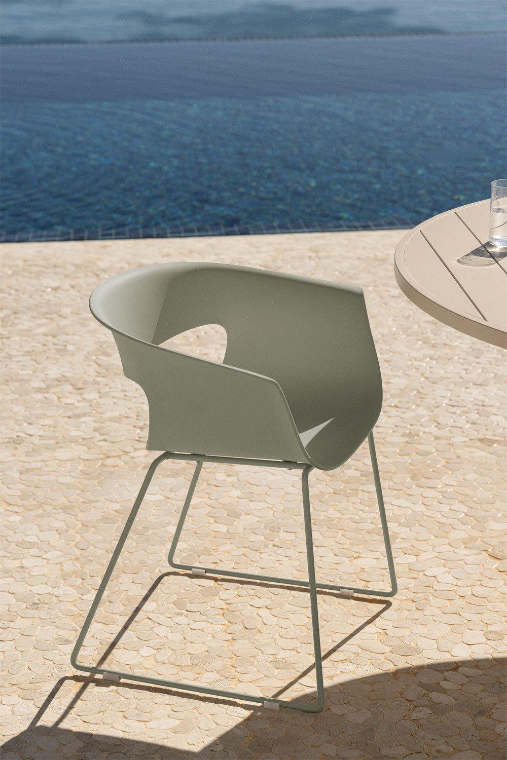 Set van 4 tuinstoelen van polypropyleen en staal Alanys, galerij beeld 1