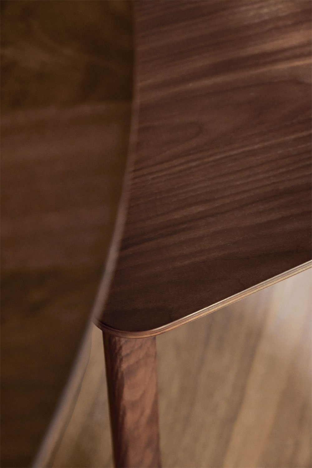 Pak van 4 Gilda houten eetkamerstoelen, galerij beeld 2