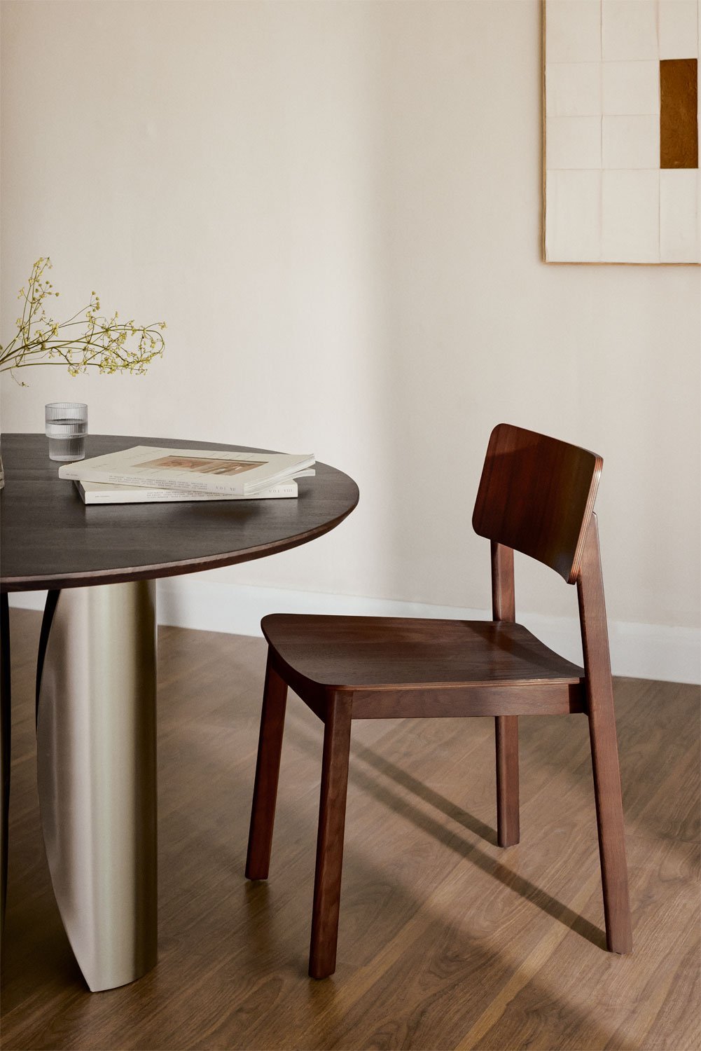Pak van 4 Gilda houten eetkamerstoelen, galerij beeld 1