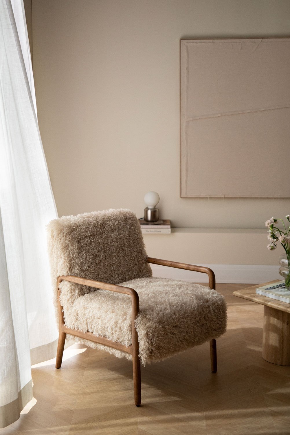 Maylene rubberhouten fauteuil, galerij beeld 1