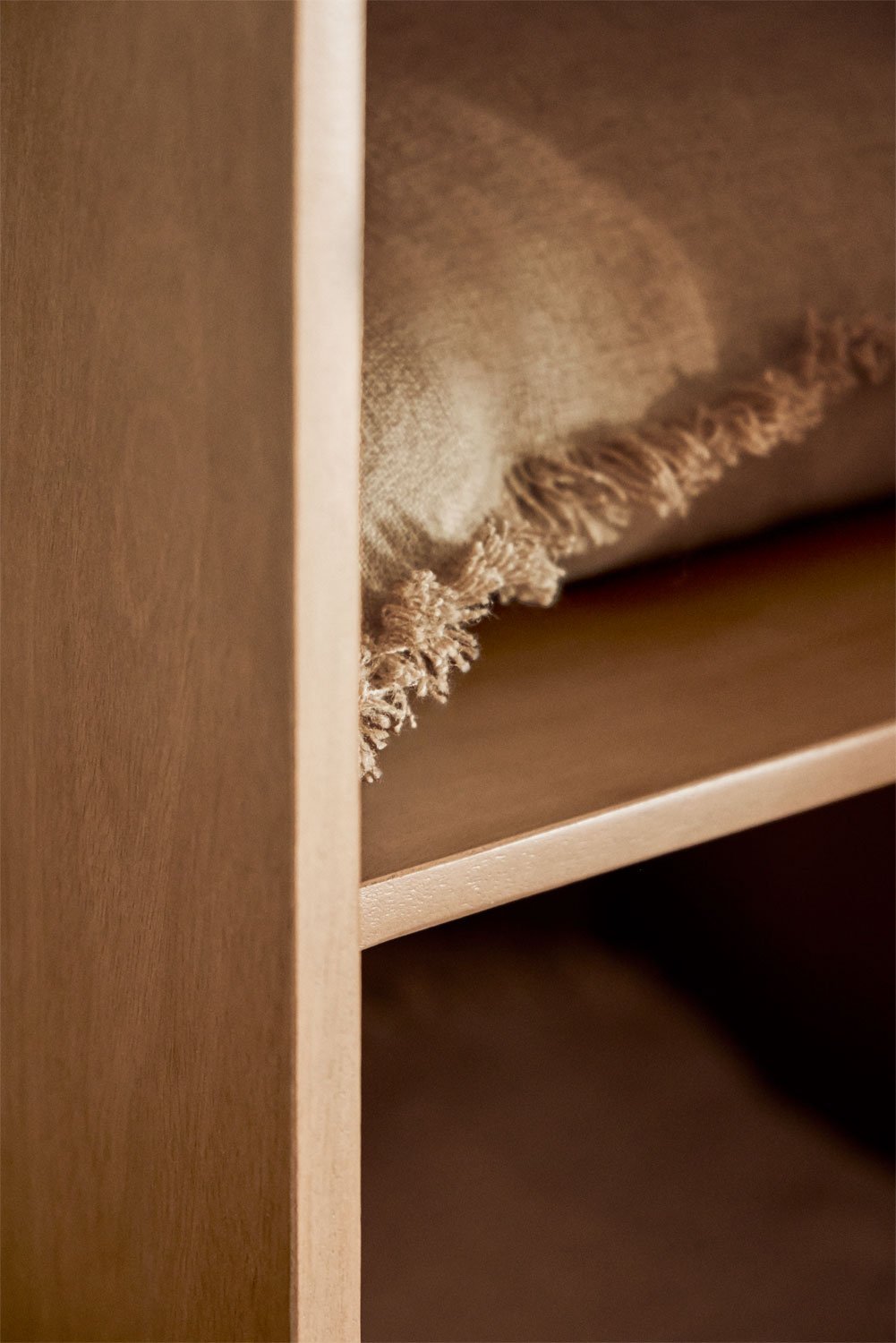 Agathe mangohouten kledingkast, galerij beeld 3