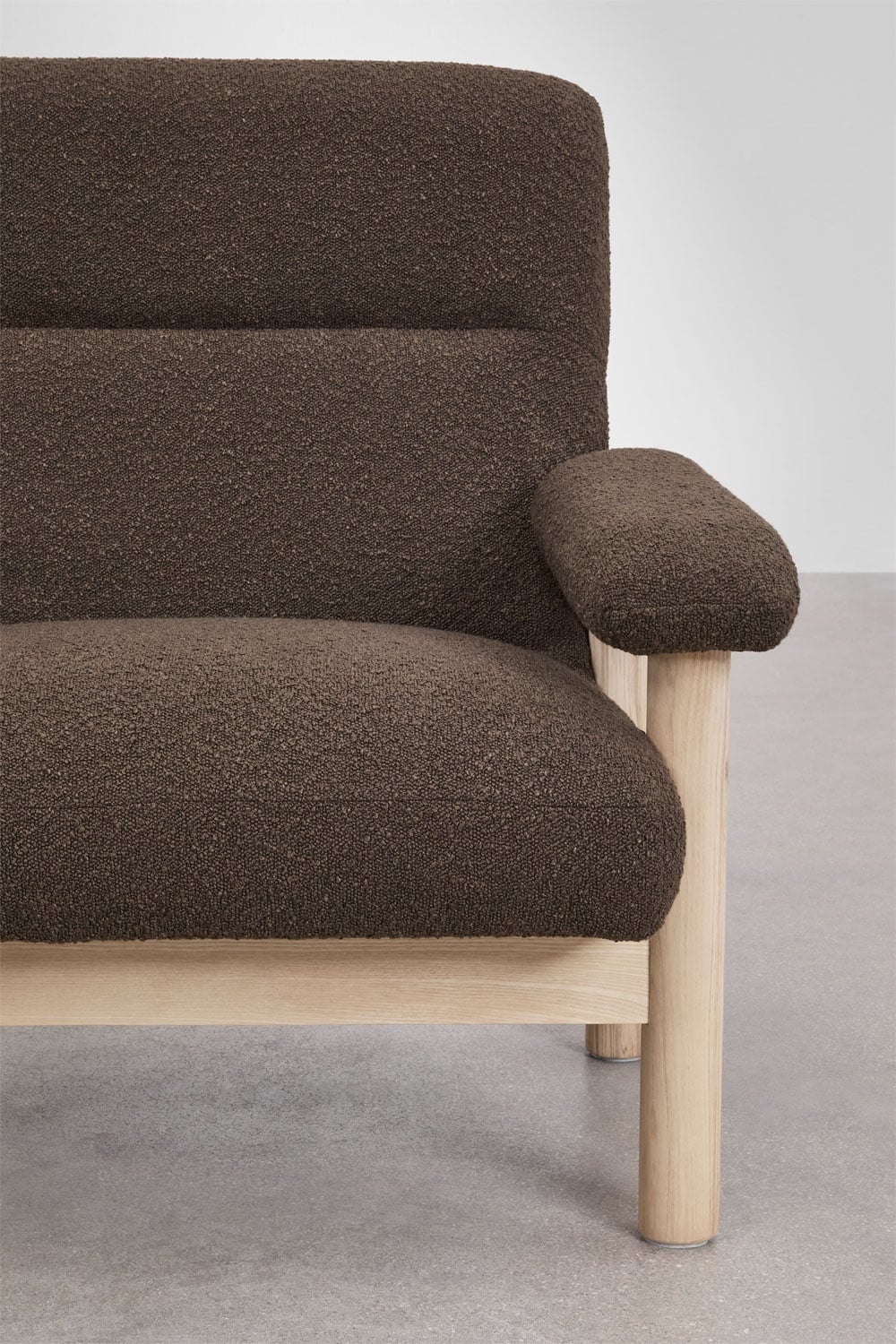 Bernia gestoffeerde essenhouten fauteuil, galerij beeld 4