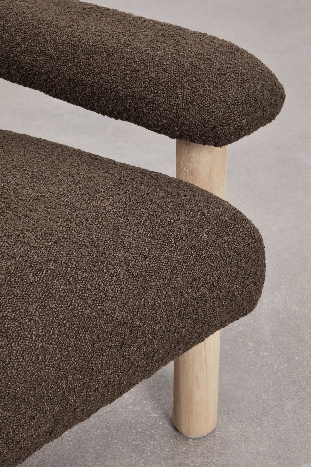 Bernia gestoffeerde essenhouten fauteuil, galerij beeld 7