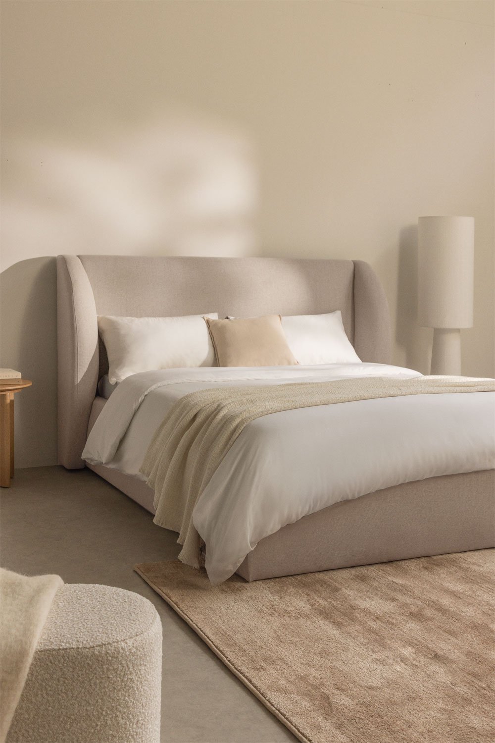 Bed in Cabargi fabric, galerij beeld 1