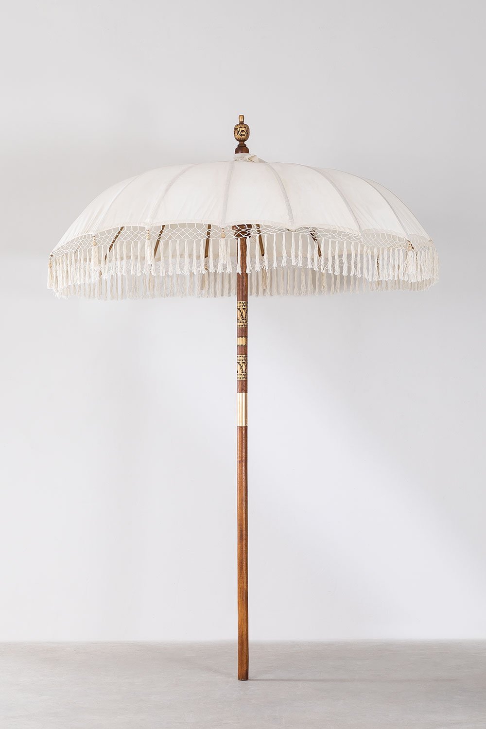 Parasol Ø186 cm in Orongo-stof en hout, galerij beeld 4