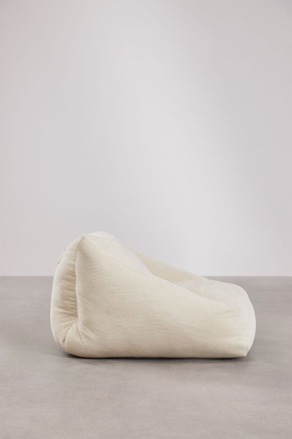 Thiago gestoffeerde poefstoel, galerij beeld 6