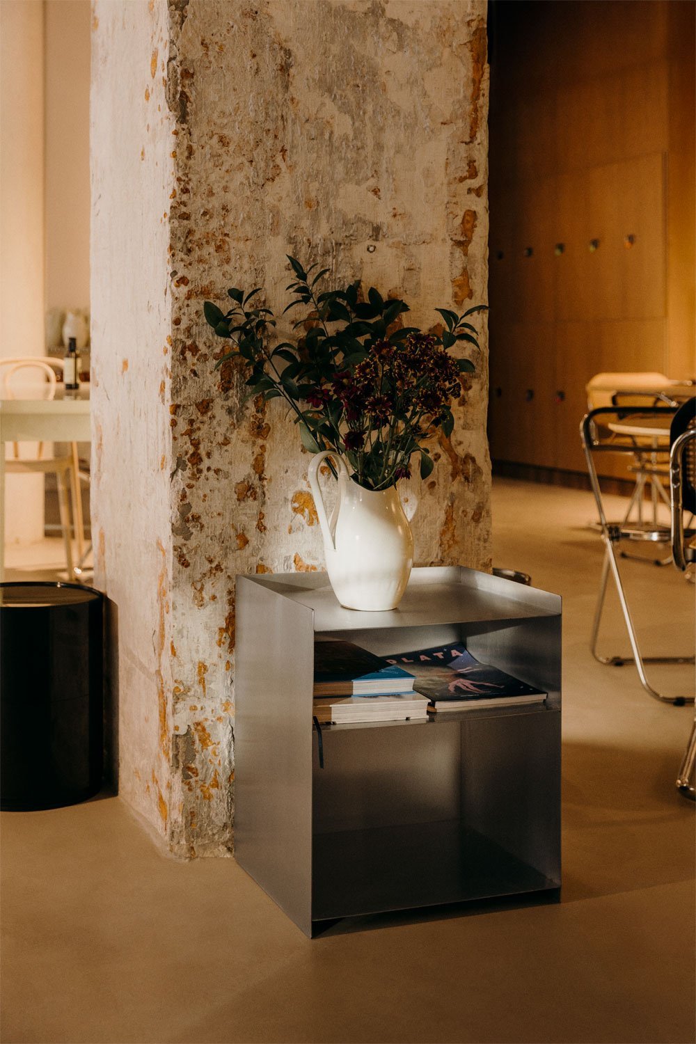 Bijzettafel in roestvrij staal Nolvia, galerij beeld 1