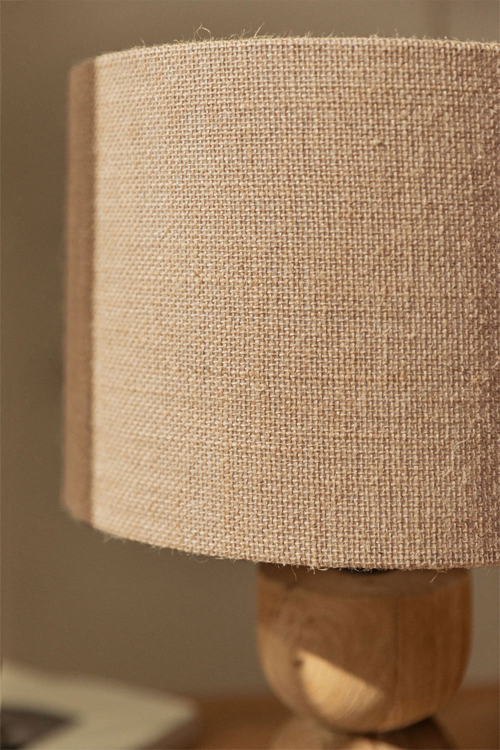 Diniz mangohouten tafellamp, galerij beeld 2