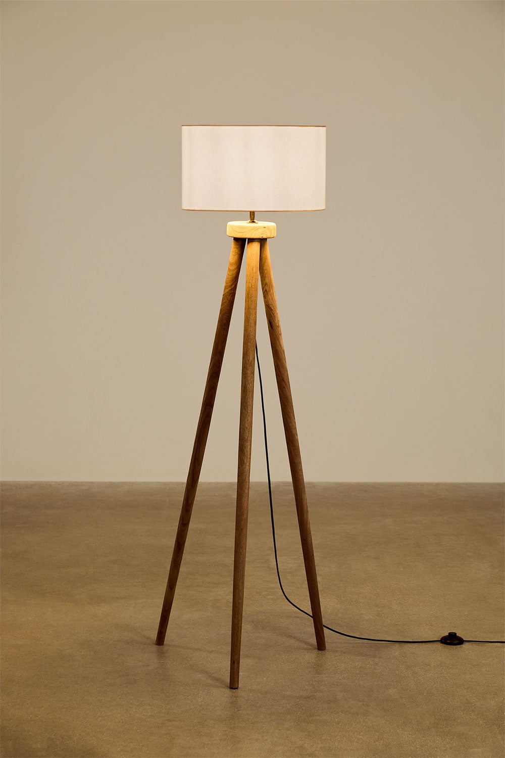 Simona mangohouten vloerlamp, galerij beeld 2