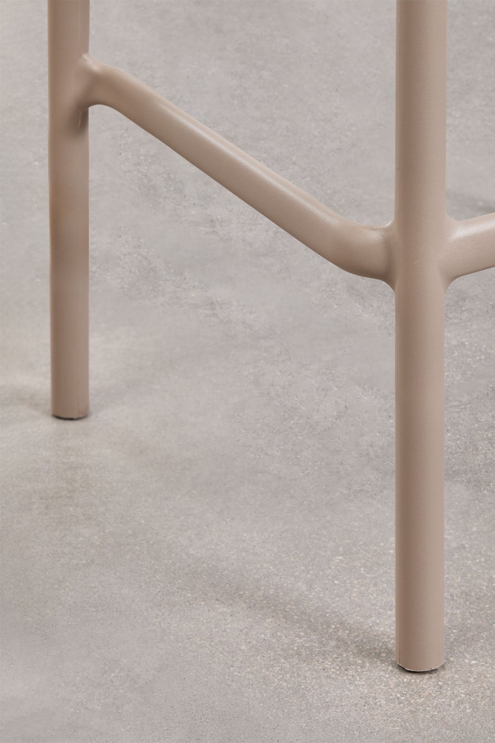 Verpakking van 4 Wendell polypropyleen stapelbare tuinstoelen, galerij beeld 8