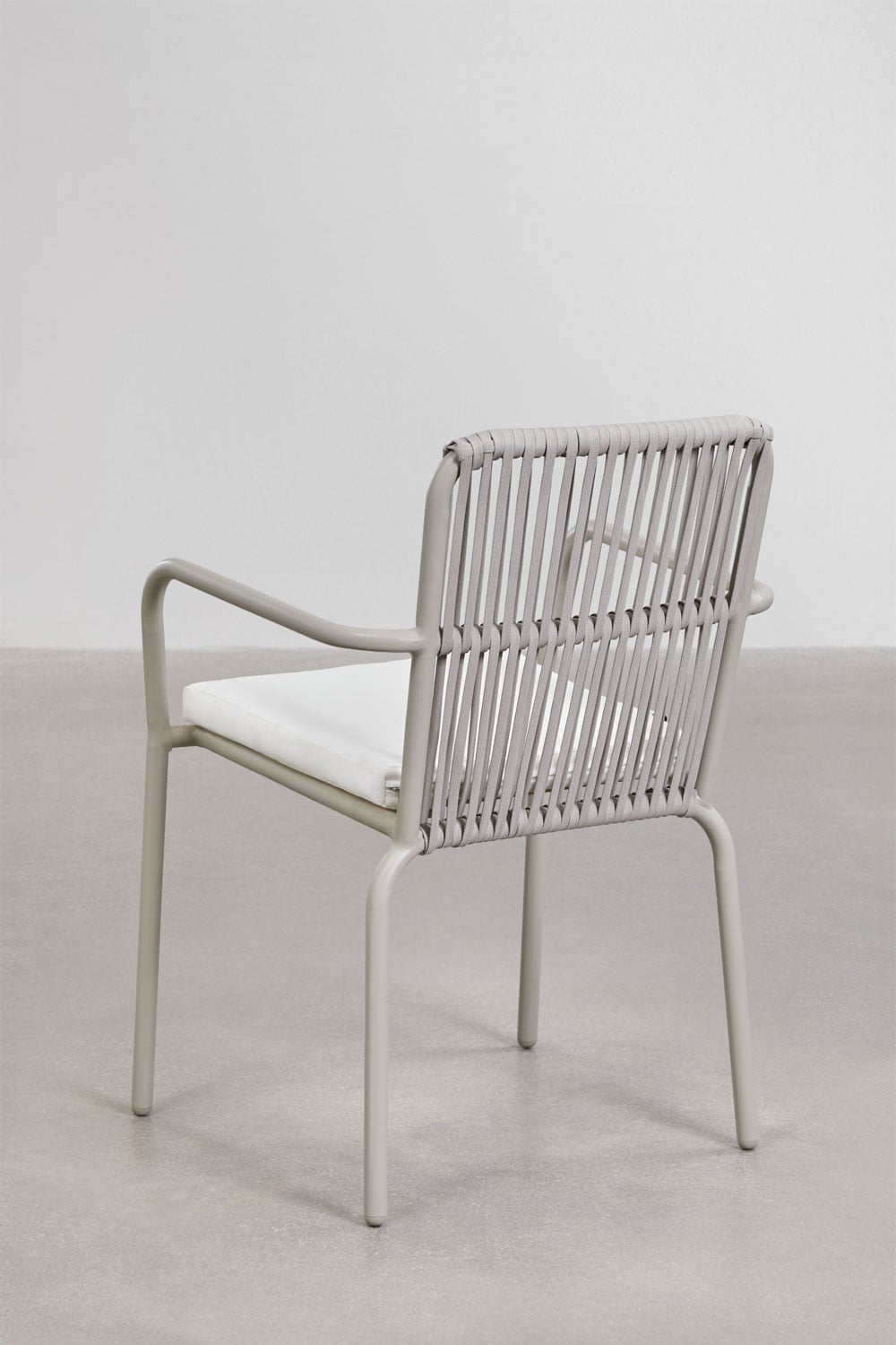 Stapelbare set van 2 aluminium eetkamerstoelen met armleuningen Alberta, galerij beeld 3