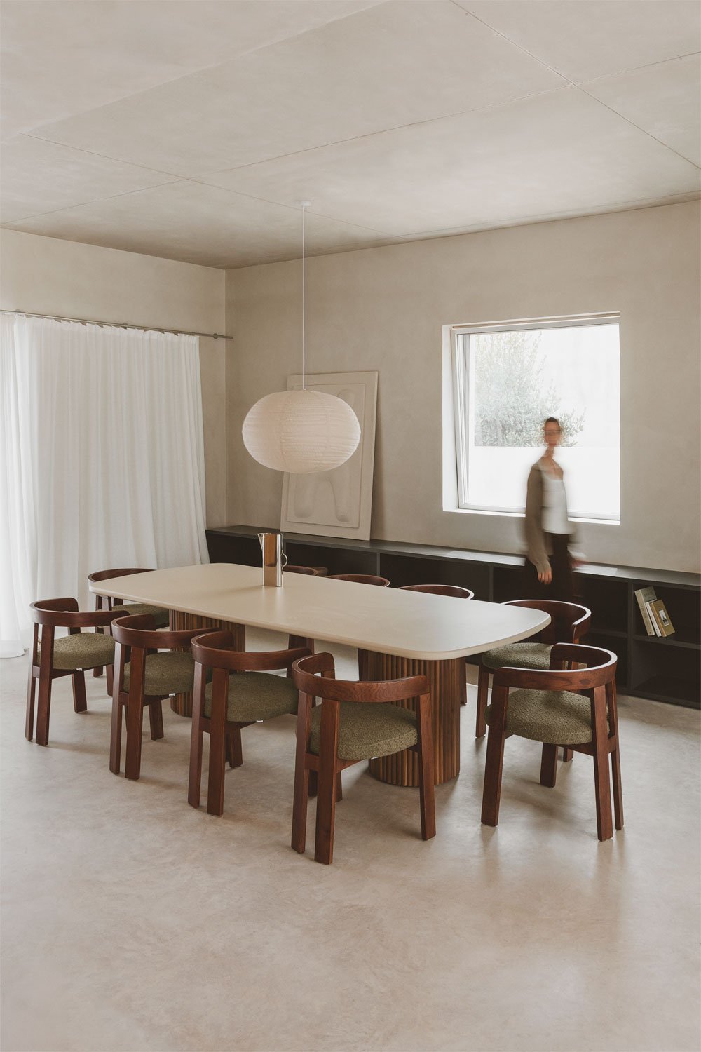 Rechthoekige eettafel Sirvon in cement en acaciahout, galerij beeld 1