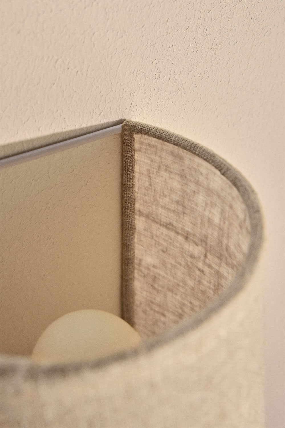 Kiraz linnen wandlamp, galerij beeld 2