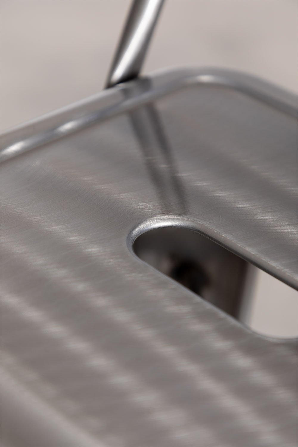 Verpakking van 4 hoge krukken ↑75 cm met Lix stalen rugleuning, galerij beeld 6