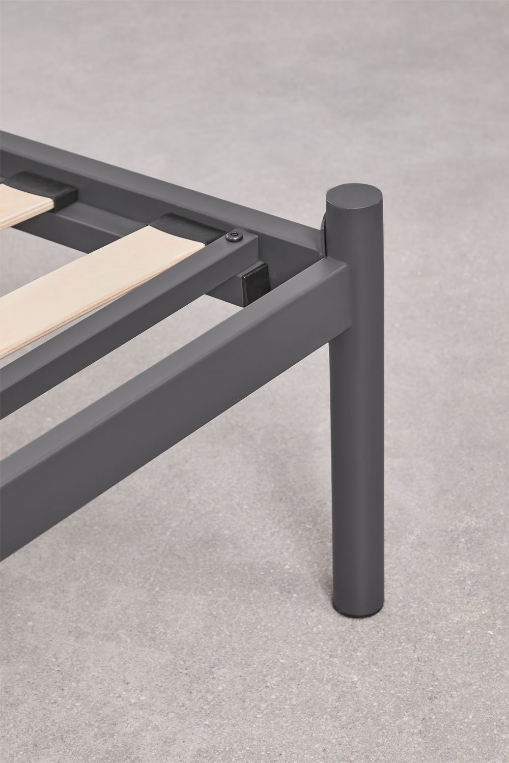 Asteri ijzeren bed, galerij beeld 6