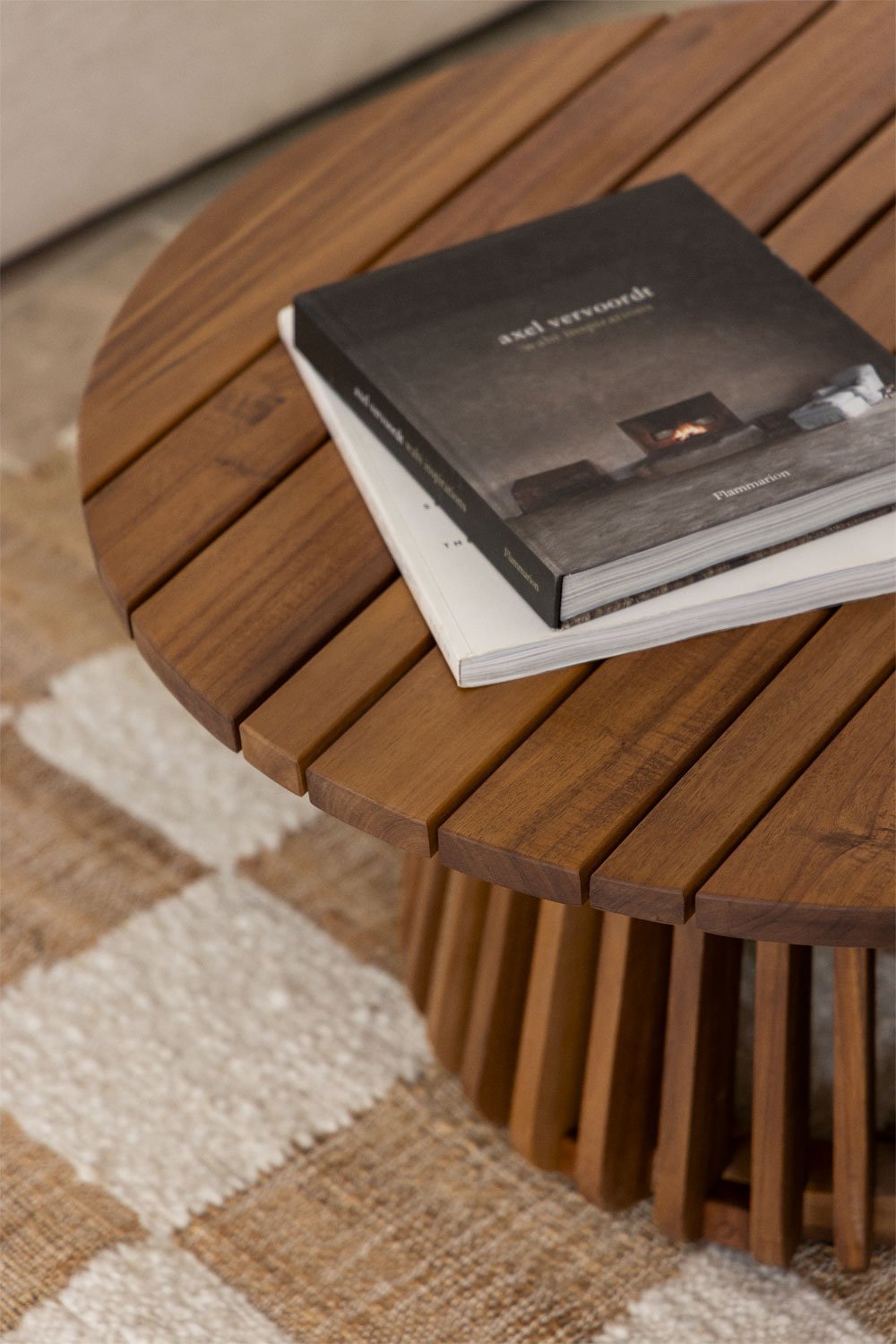 Ronde salontafel van acaciahout (Ø80 cm) Mura, galerij beeld 2