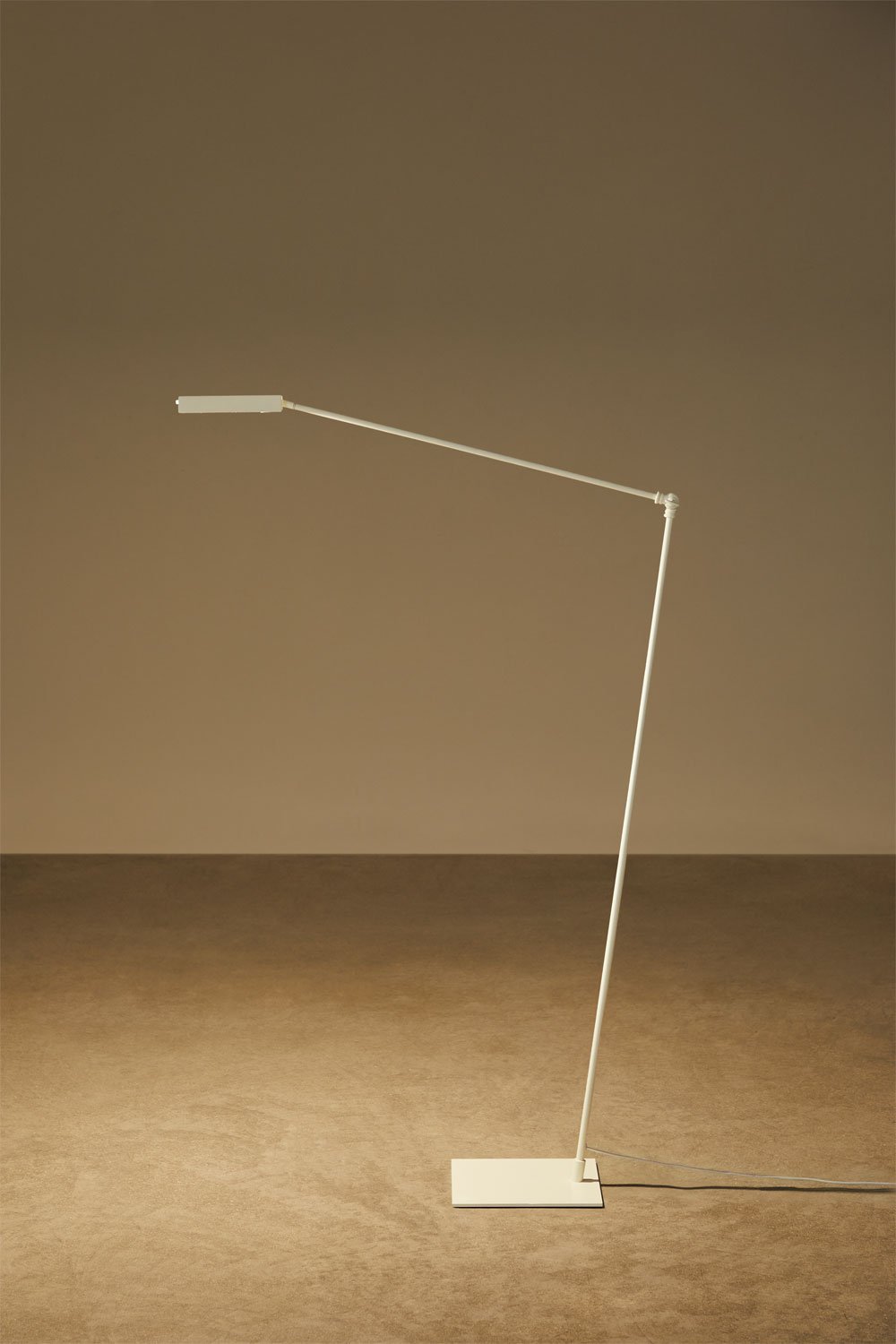 Valtyn ijzeren LED vloerlamp, galerij beeld 3