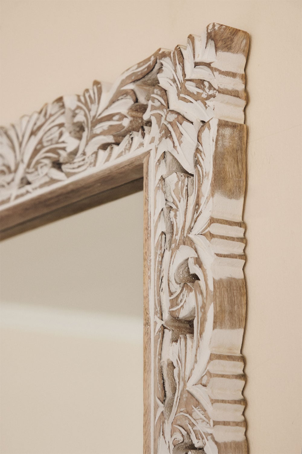 Rechthoekige wandspiegel in mangohout Arnas, galerij beeld 2