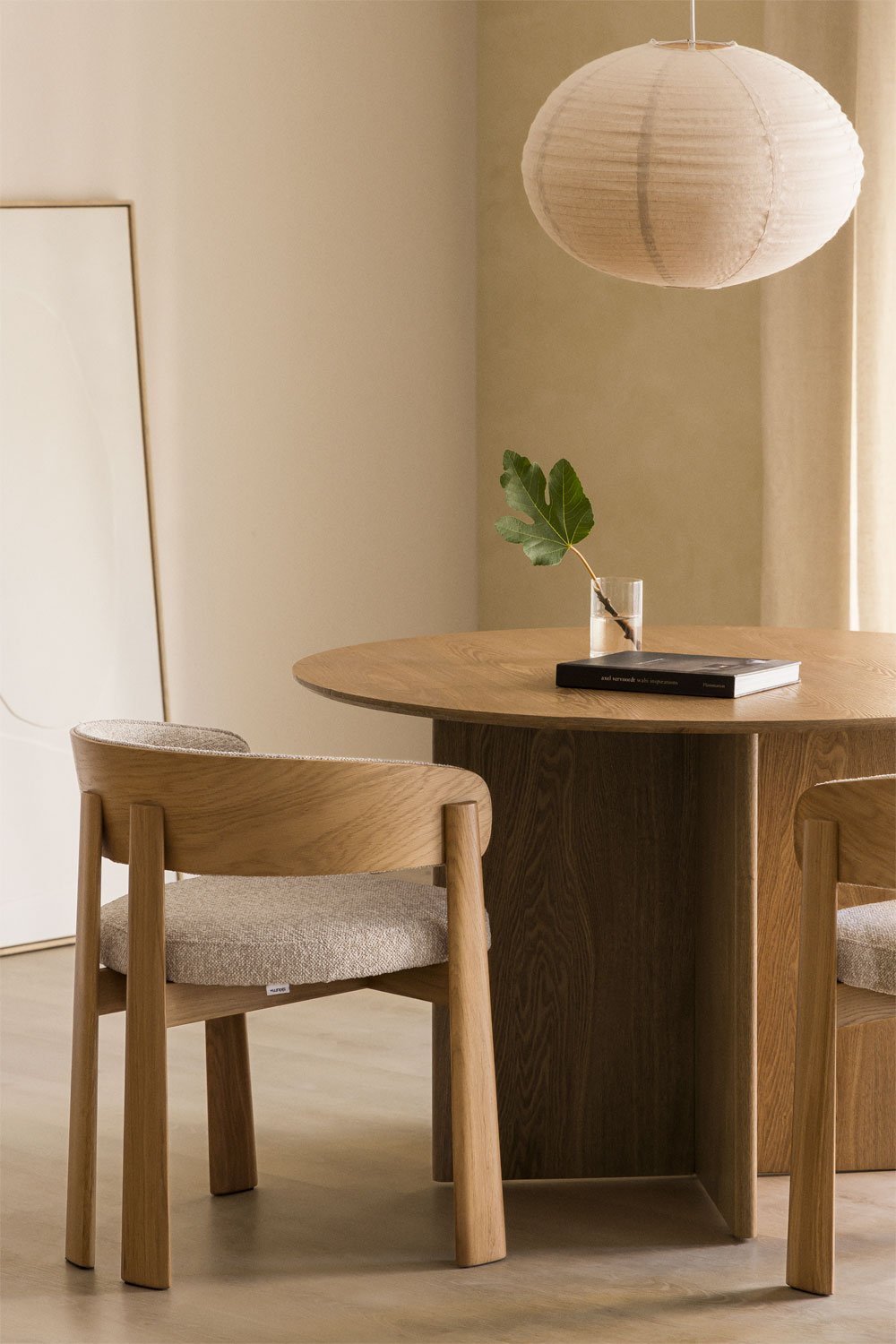 Eetkamerstoel van eikenhout en bekleed Olea, galerij beeld 1
