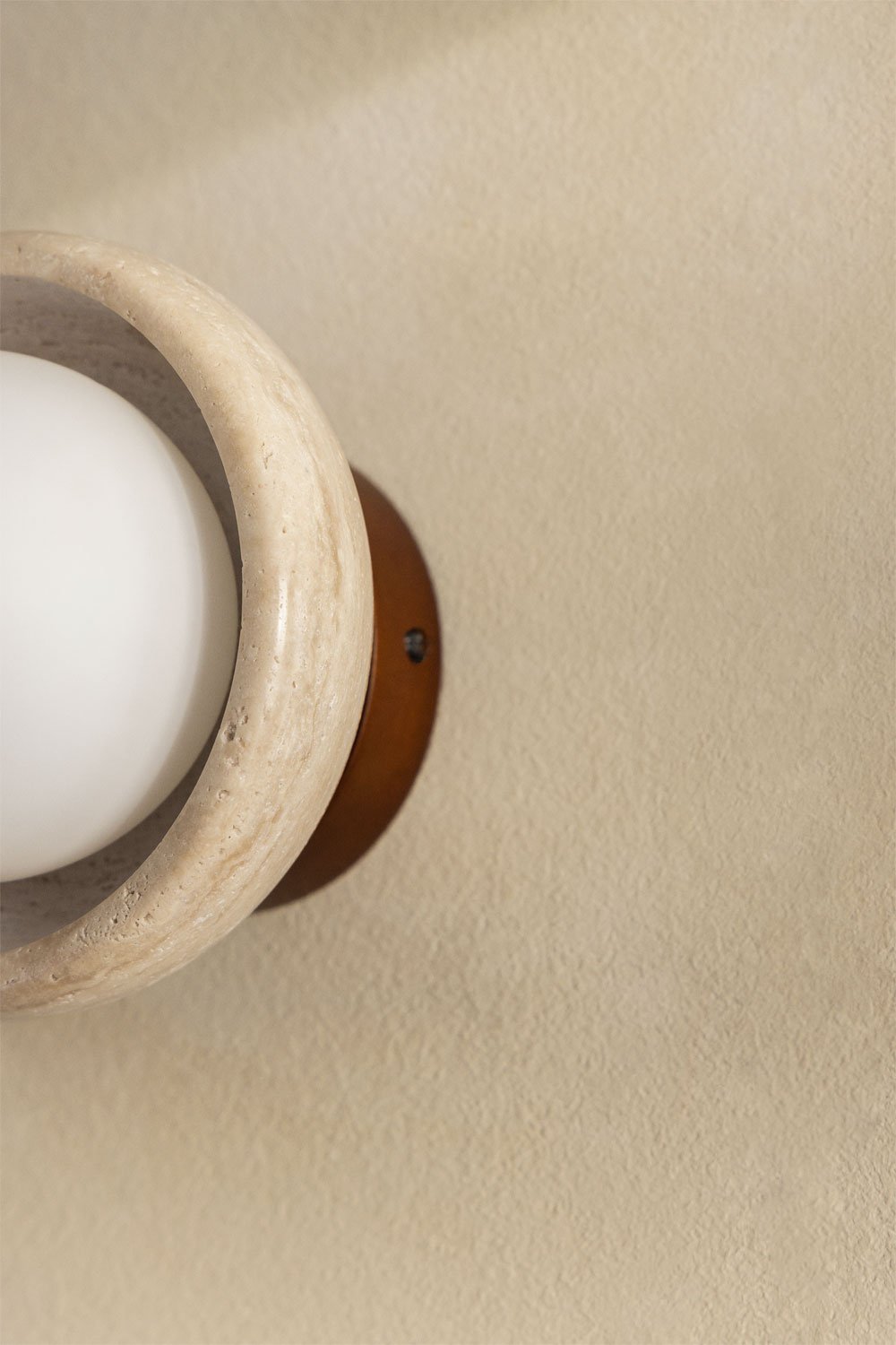 Wandlamp Ø15 cm in travertijn en Davise hout, galerij beeld 2