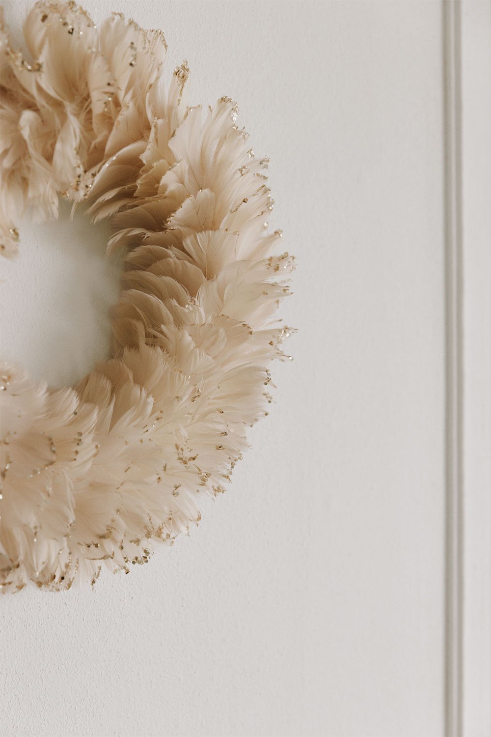 Decoratieve kerstkrans Ø40 cm met synthetische veren Rory, galerij beeld 2